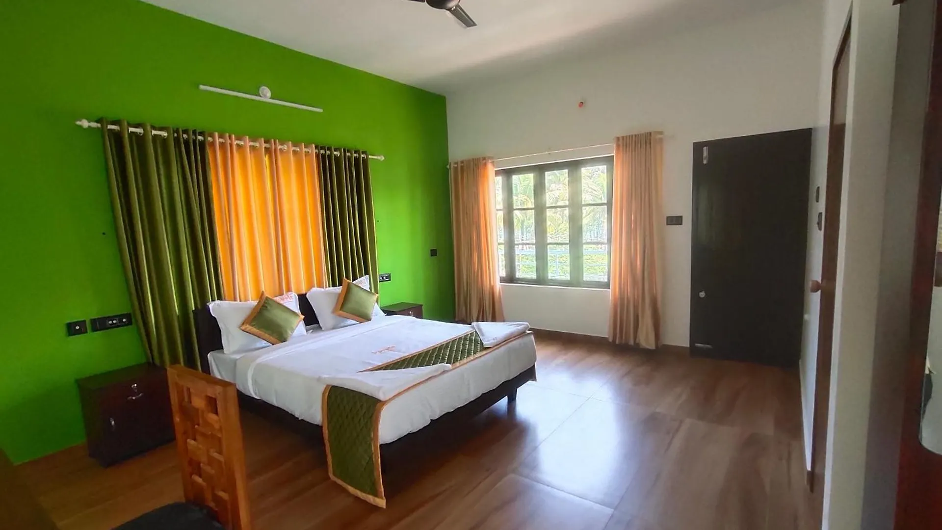 Popple Beach House Varkala 0*,